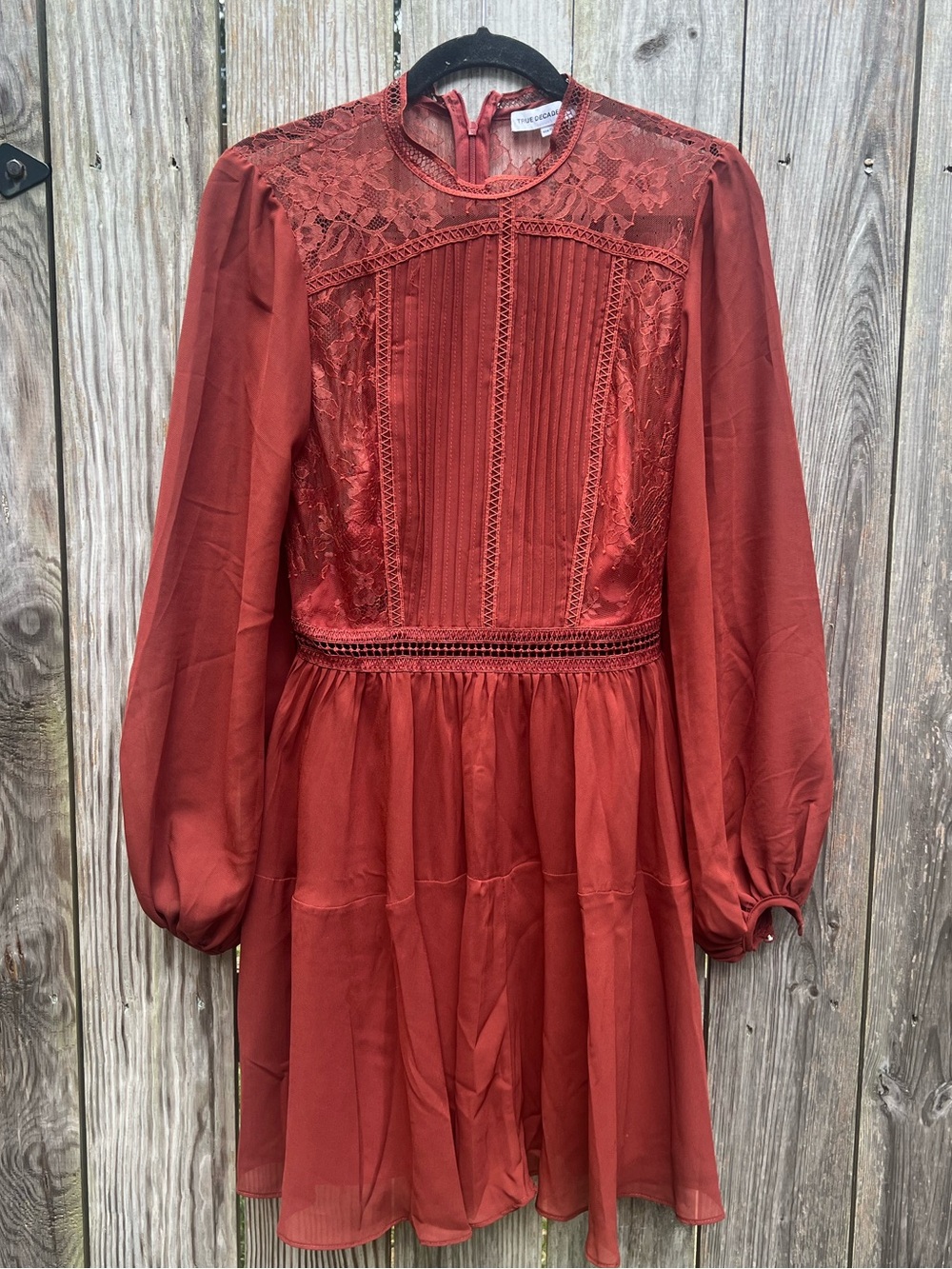 TRUE DECADENCE Lace Rust Long Sleeve Dress Women’s 10